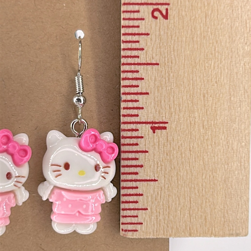 Cute Sanrio Hello Kitty Pendant Cartoon Dangle Earrings - Picture 2 of 3